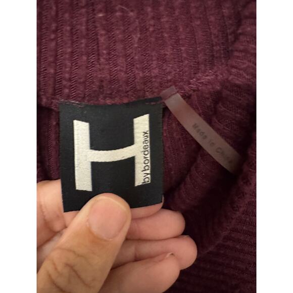 Burgundy Turtleneck Oversized Asymetrical Pullover Sweater Size XL - Picture 4 of 4